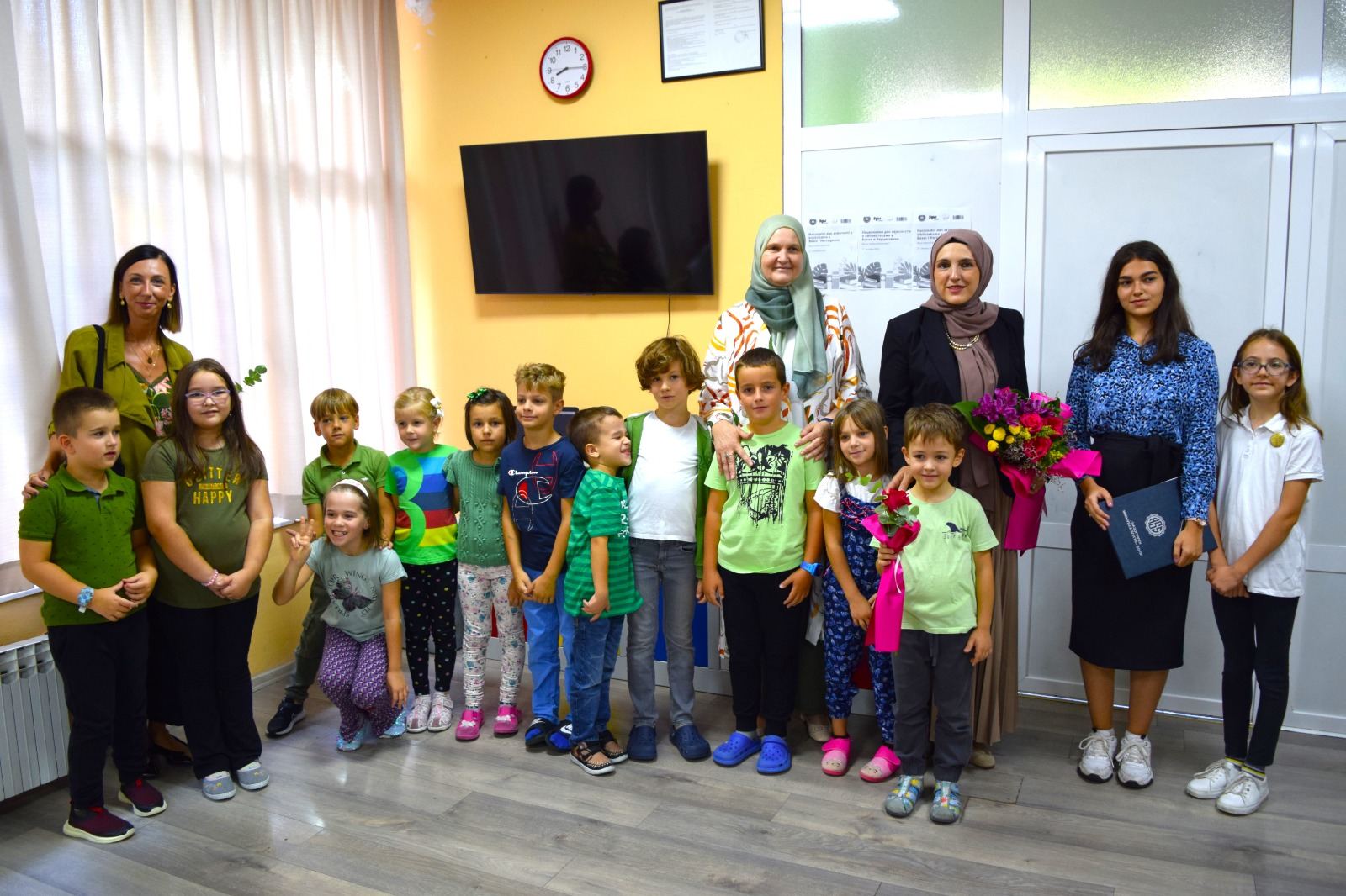Danas je našu školu posjetila ministrica za odgoj i obrazovanje KS Naida Hota – Muminović